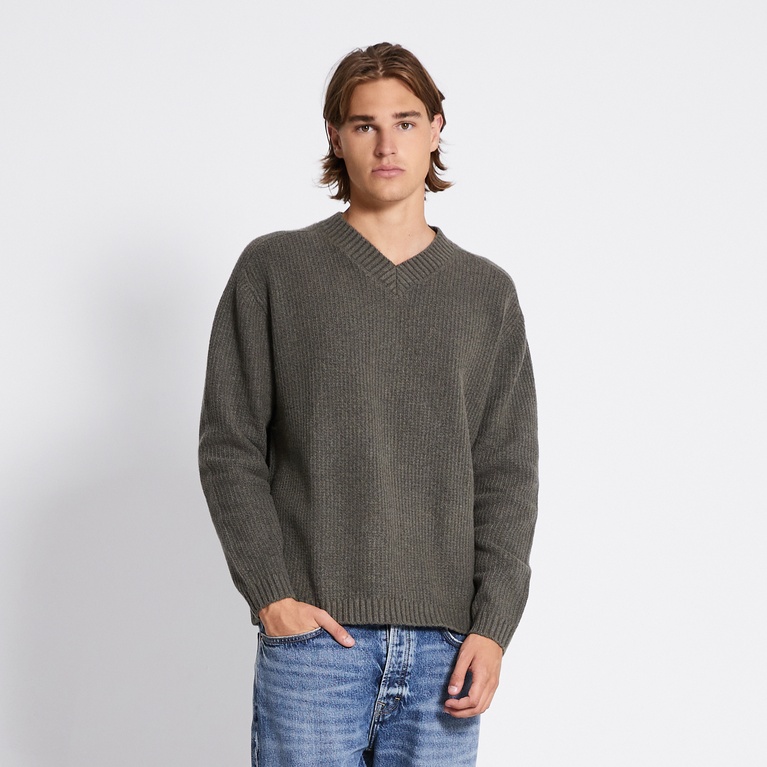 V-neck knit sweater "Manne" Green